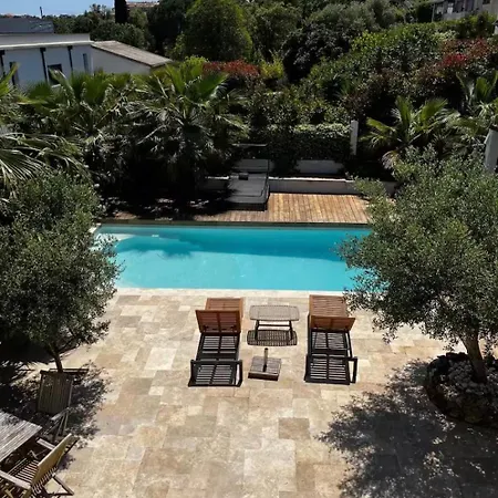 6 Personnes Avec Grande Piscine - 5 Min Des Plages 빌라